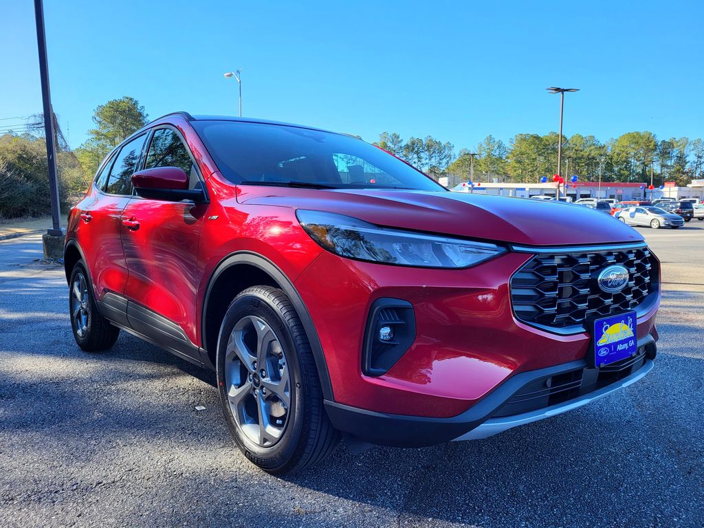 2026 Ford Escape ST-Line Select's photo
