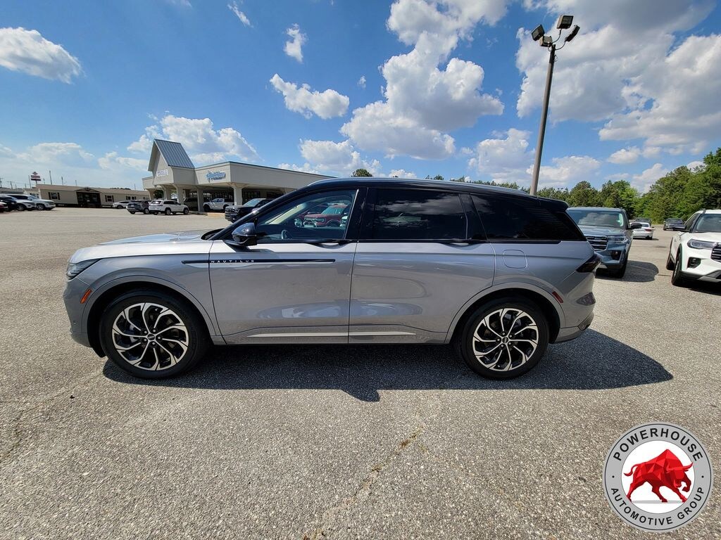 Used 2024 Lincoln Nautilus Reserve SUV