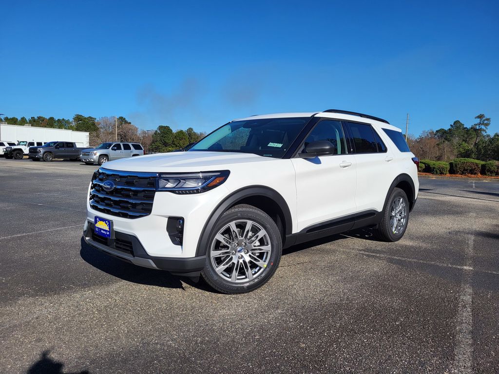 2026 Ford Explorer Active's photo