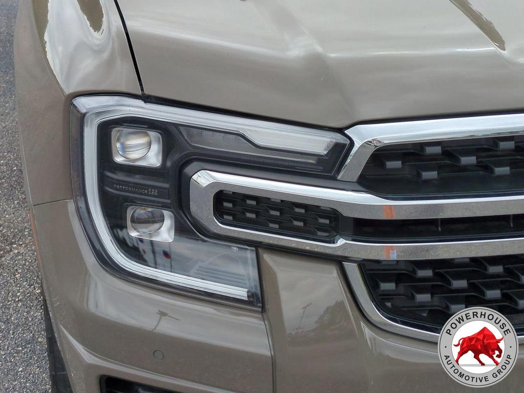 2025 Ford Ranger Lariat - Photo 11