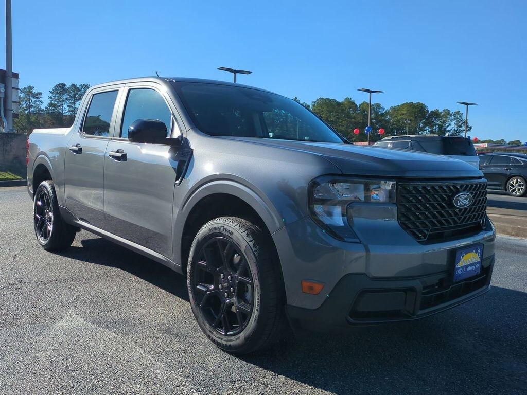 New 2025 Ford Maverick XLT Truck