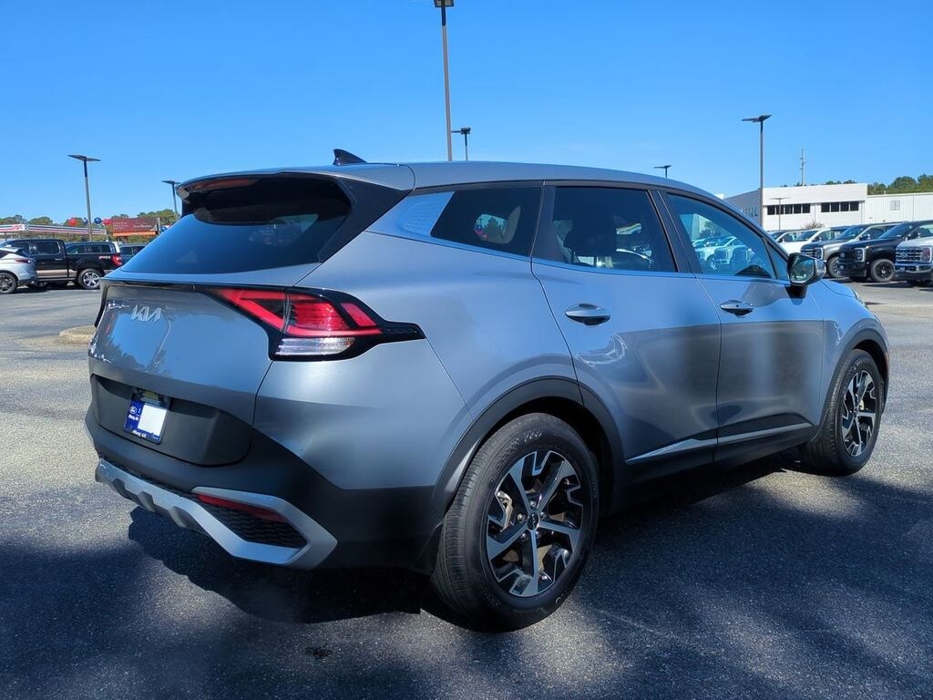 Used 2024 Kia Sportage EX SUV