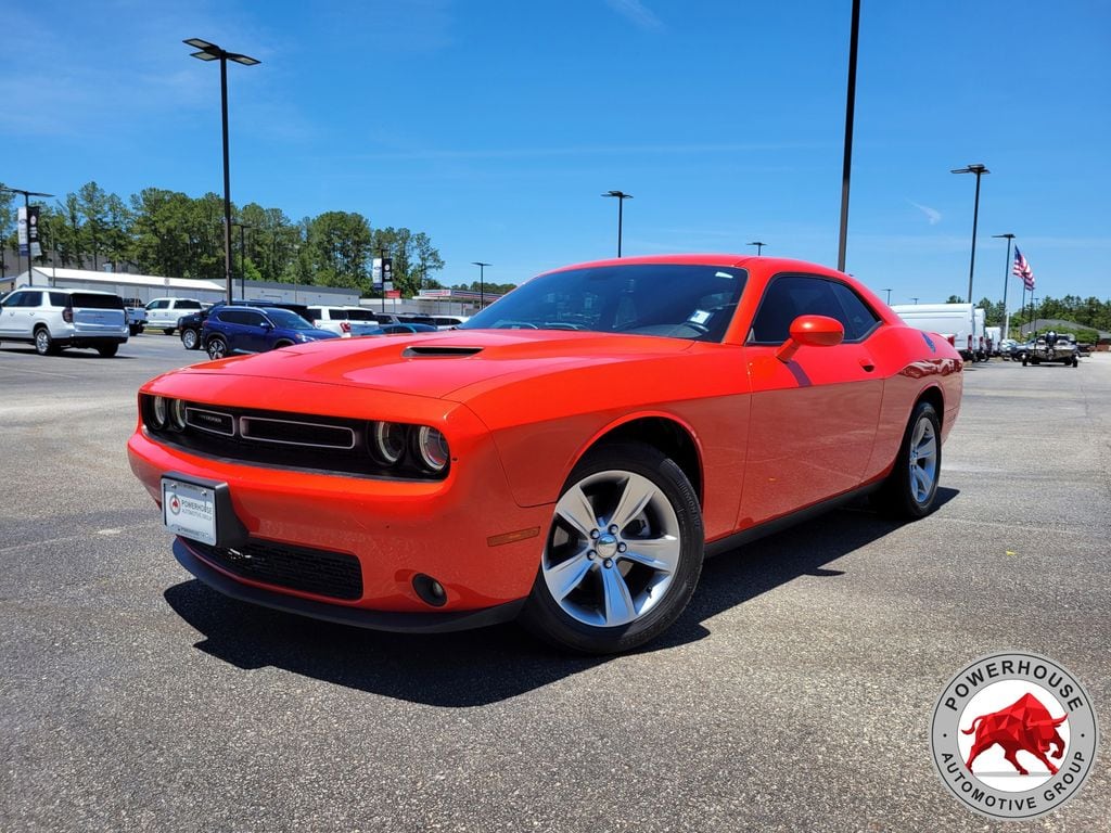 2021 Dodge Challenger SXT Auto's photo