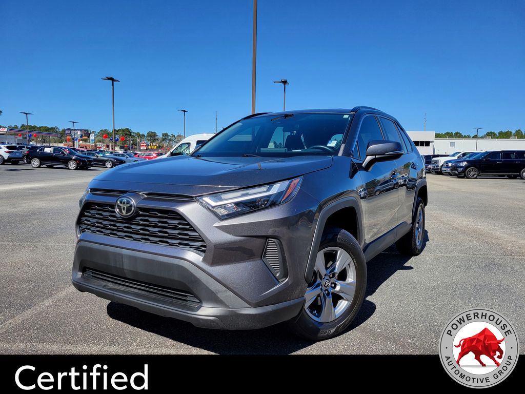 2022 Toyota RAV4 XLE