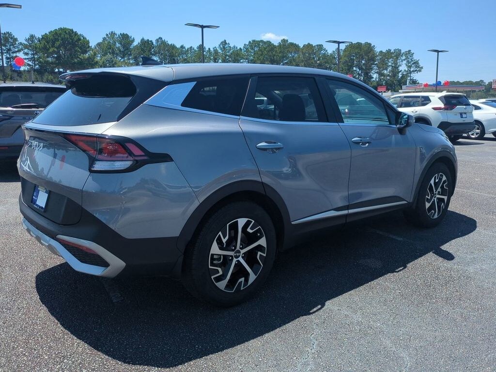 Used 2024 Kia Sportage EX SUV