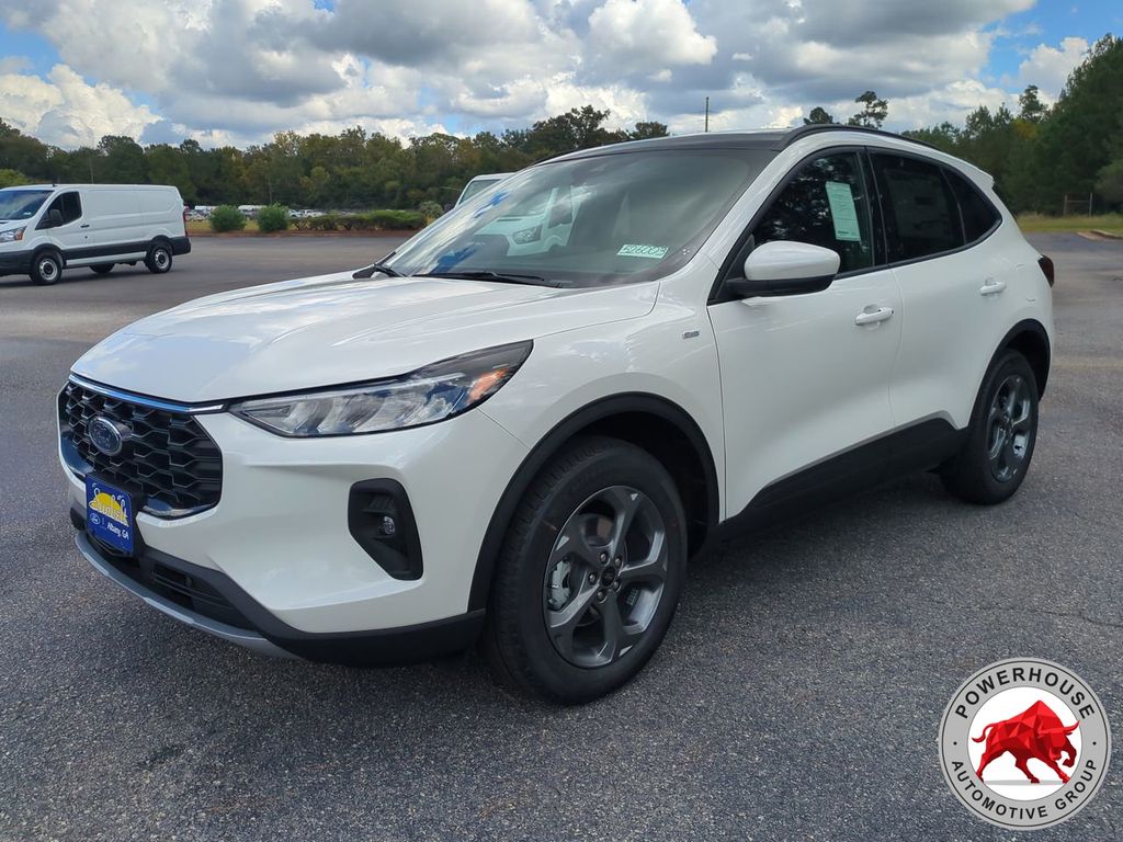 2026 Ford Escape ST-Line Select AWD's photo