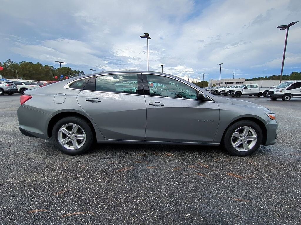 Used 2024 Chevrolet Malibu LT Sedan