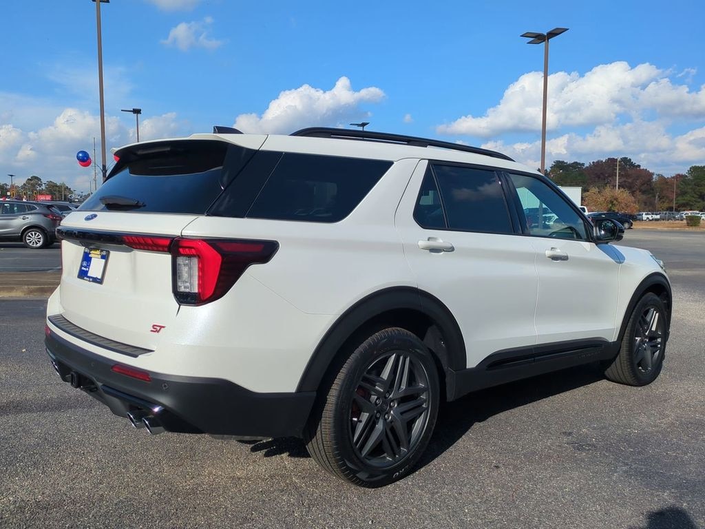 New 2026 Ford Explorer ST SUV