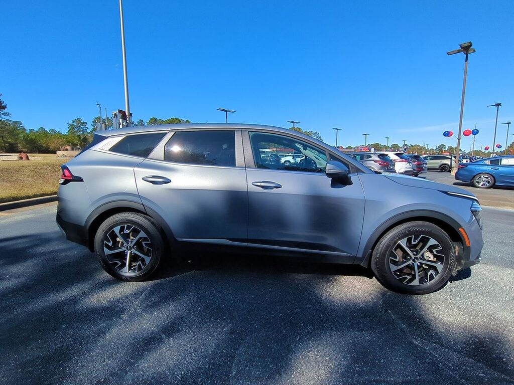 Used 2024 Kia Sportage EX SUV