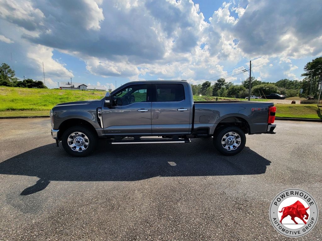 New 2026 Ford F-350SD Lariat Truck