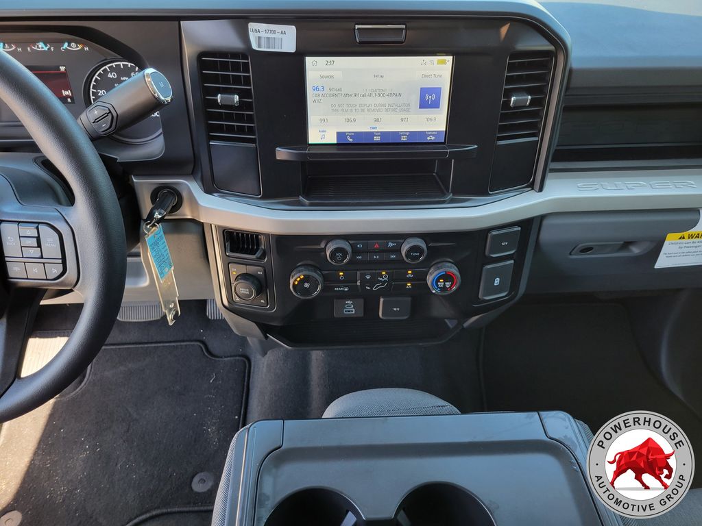 2025 Ford F-350 Super Duty XL - Photo 18