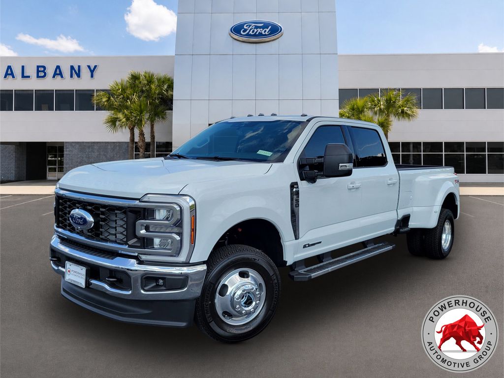 2026 Ford F-350 Super Duty XLT