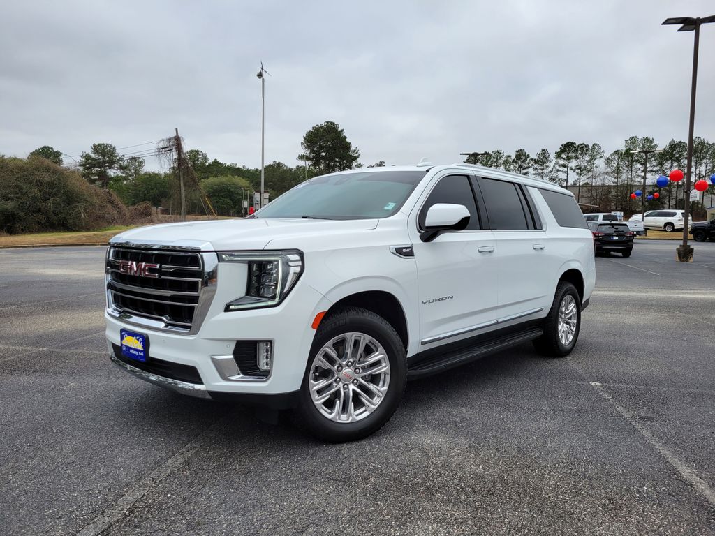2022 GMC Yukon XL SLT's photo