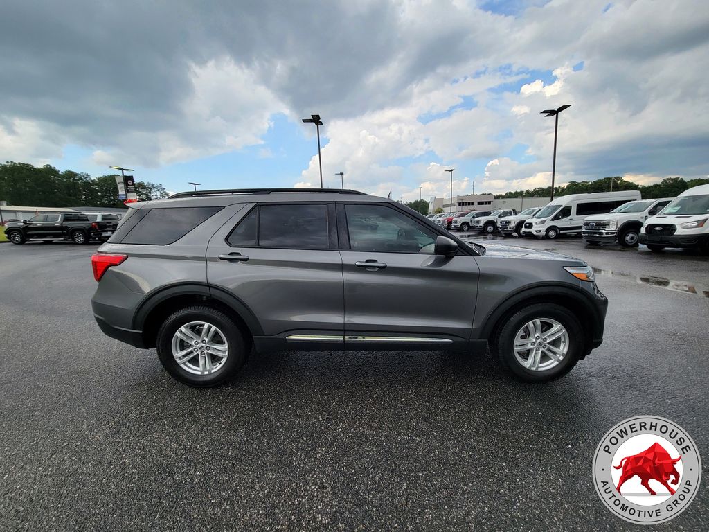 2023 Ford Explorer XLT - Photo 6