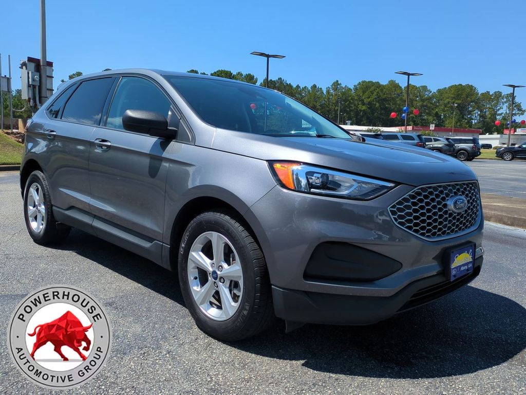 2024 Ford Edge SE