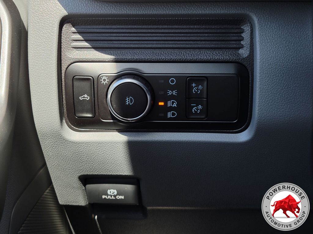 2025 Ford F-350 Super Duty XL - Photo 25
