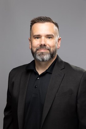 Staff member JUSTIN ANDERSON from ID_75dd68