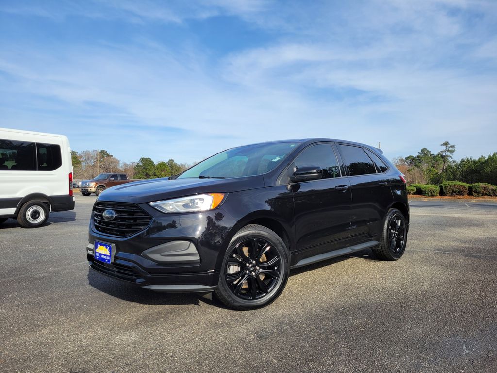 2022 Ford Edge SE's photo