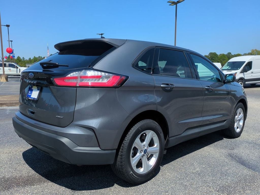 Used 2024 Ford Edge SE SUV
