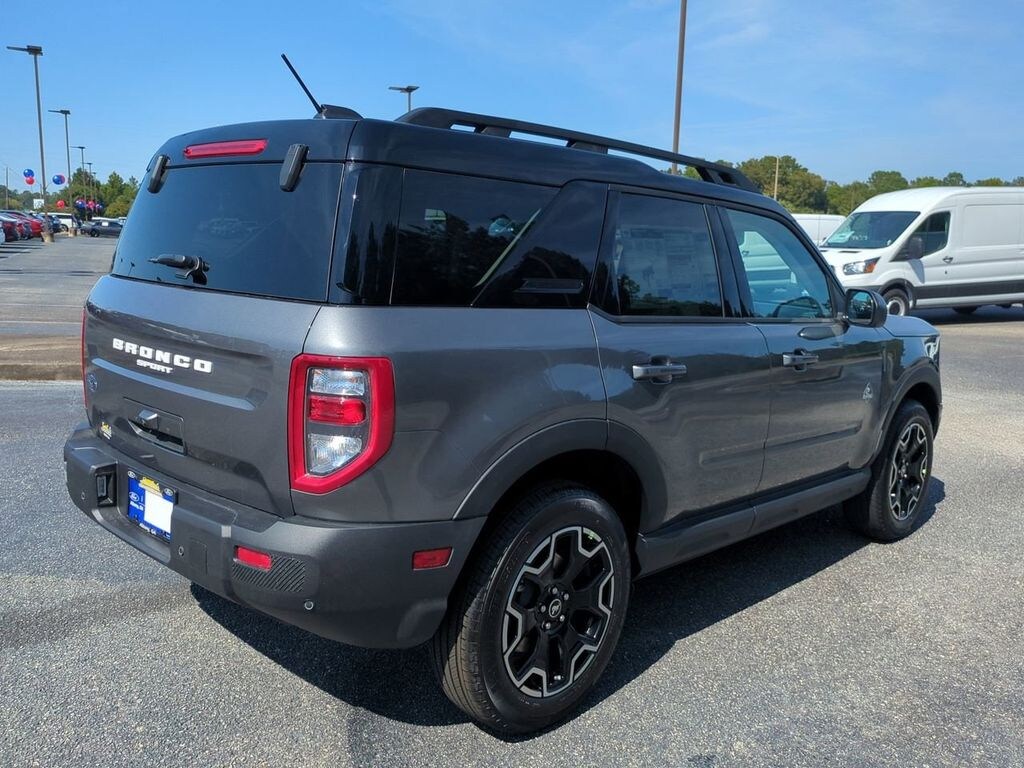 New 2025 Ford Bronco Sport Outer Banks SUV