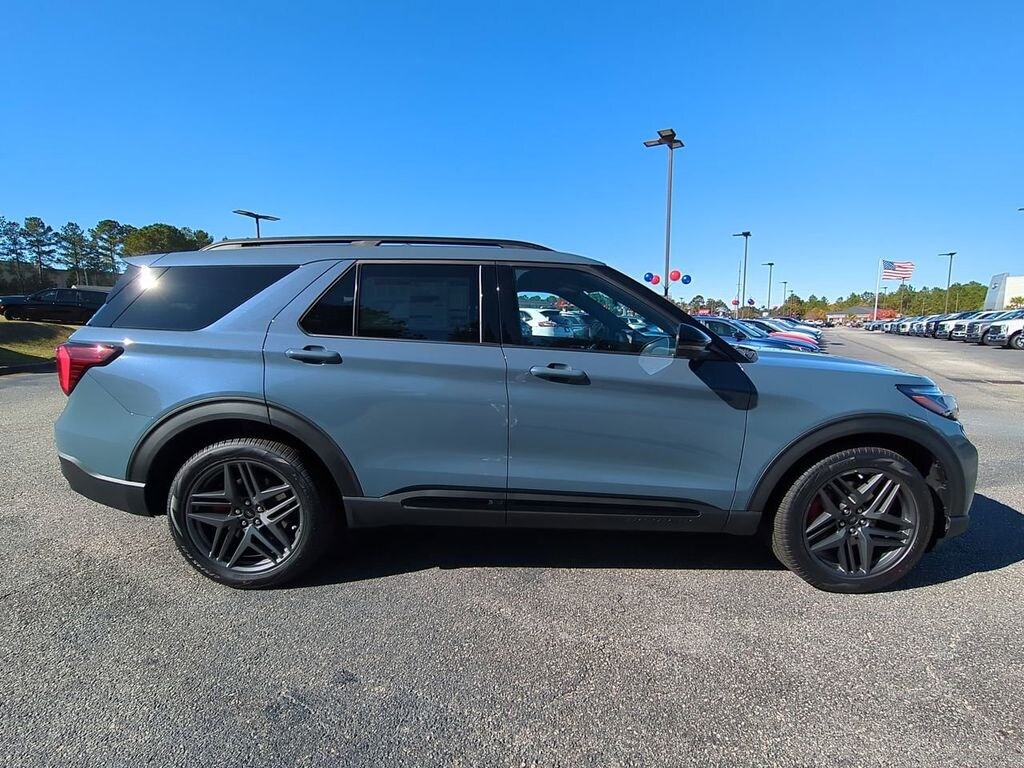 New 2026 Ford Explorer ST SUV