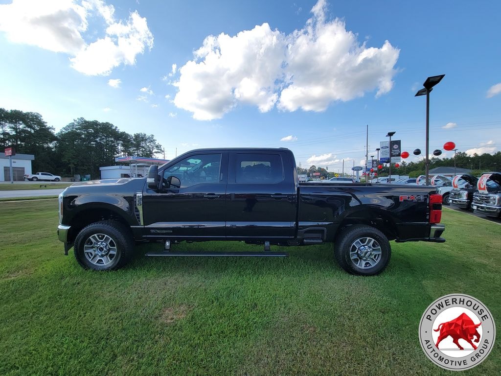 New 2026 Ford F-350SD Lariat Truck