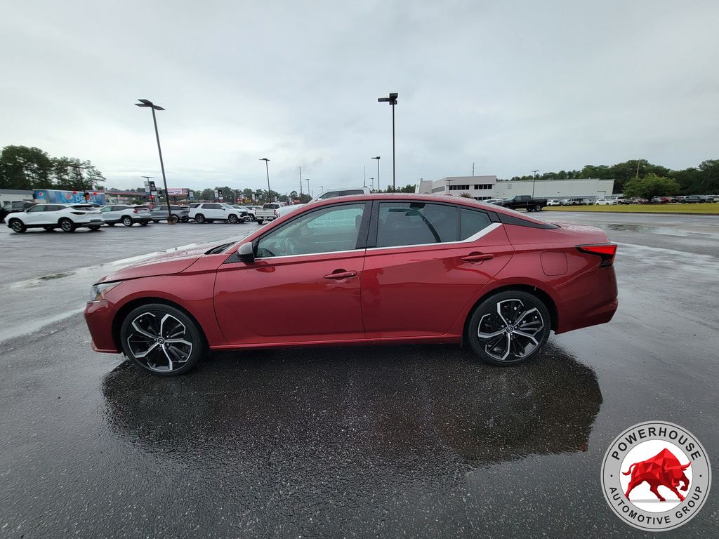 Used 2024 Nissan Altima 2.5 SR Sedan
