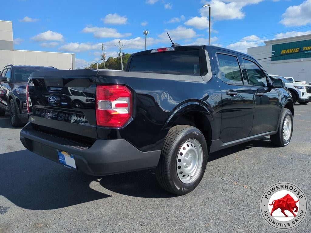 New 2025 Ford Maverick XL Truck
