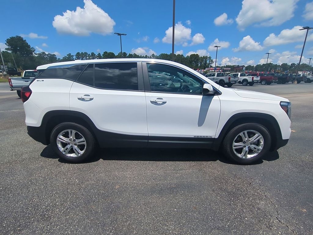 Used 2024 GMC Terrain SLE SUV