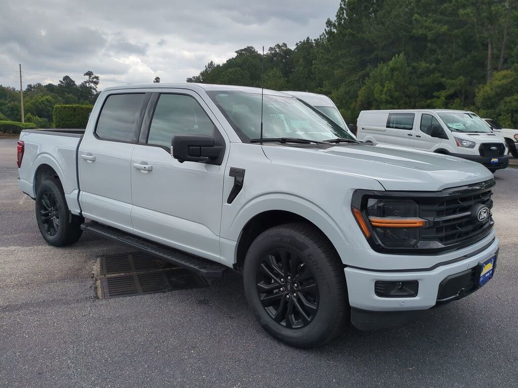 New 2025 Ford F-150 XLT Truck