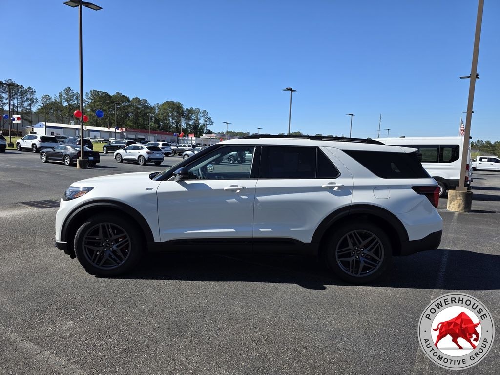New 2026 Ford Explorer ST-Line SUV