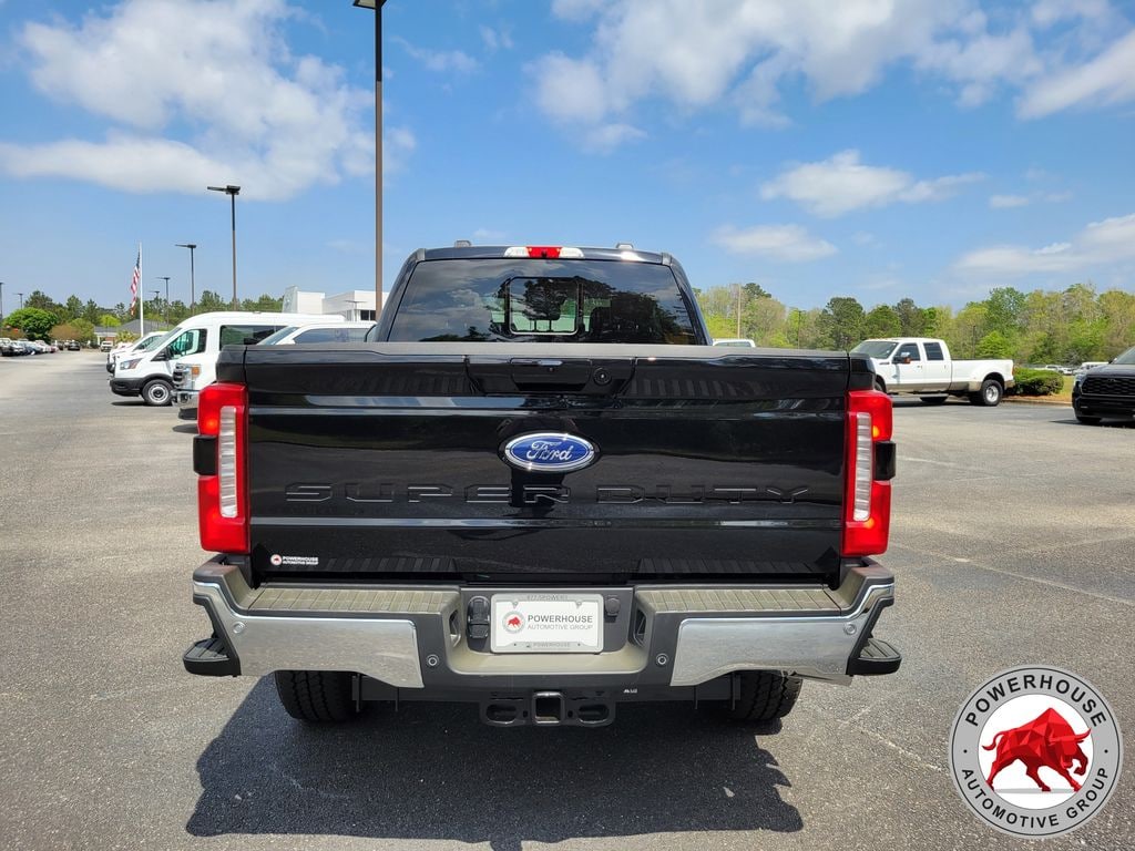 New 2026 Ford F-250SD Lariat Truck
