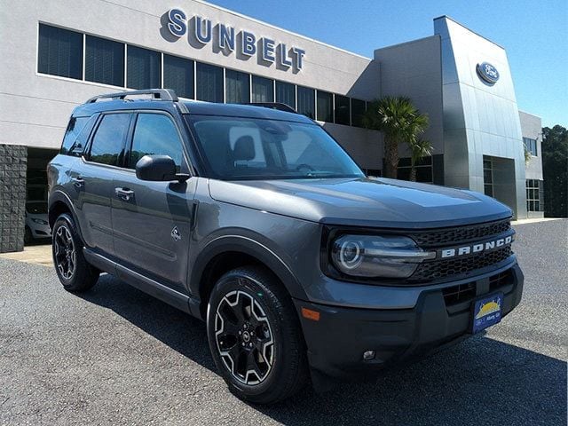 2025 Ford Bronco Sport Outer Banks's photo