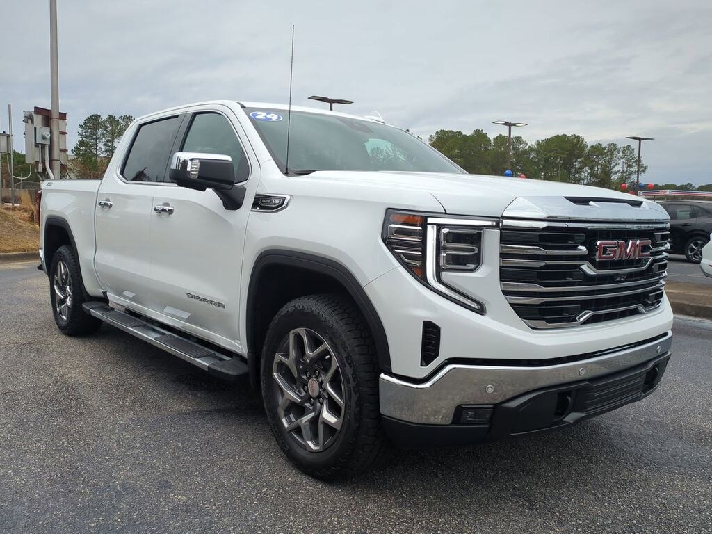 Used 2025 GMC Sierra 1500 SLT Truck