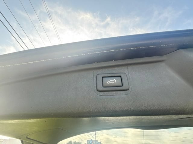 2018 Subaru Outback Limited - Photo 9