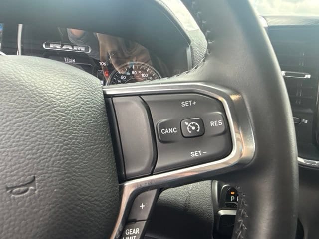 2024 RAM Ram 1500 Pickup Laramie - Photo 17