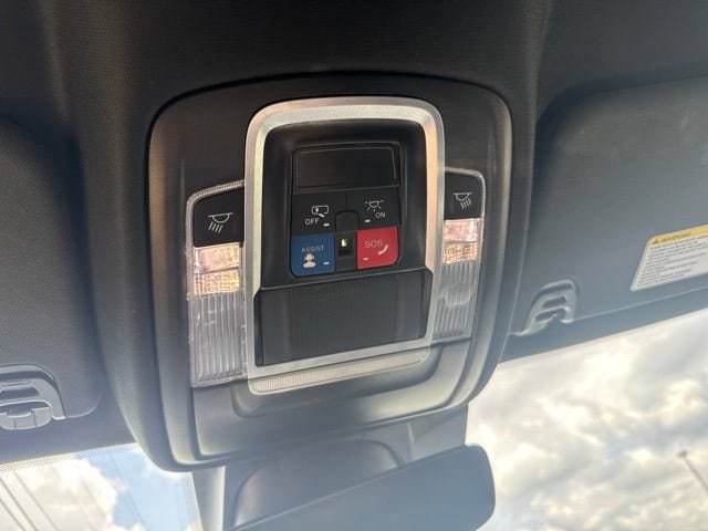 2024 RAM Ram 1500 Pickup Laramie - Photo 22