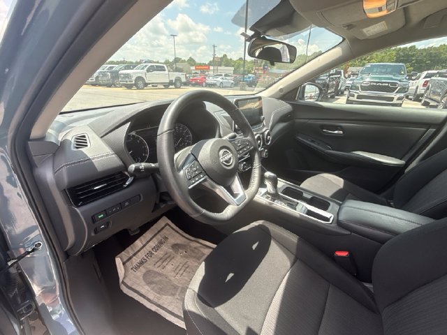 2025 Nissan Sentra SV - Photo 13
