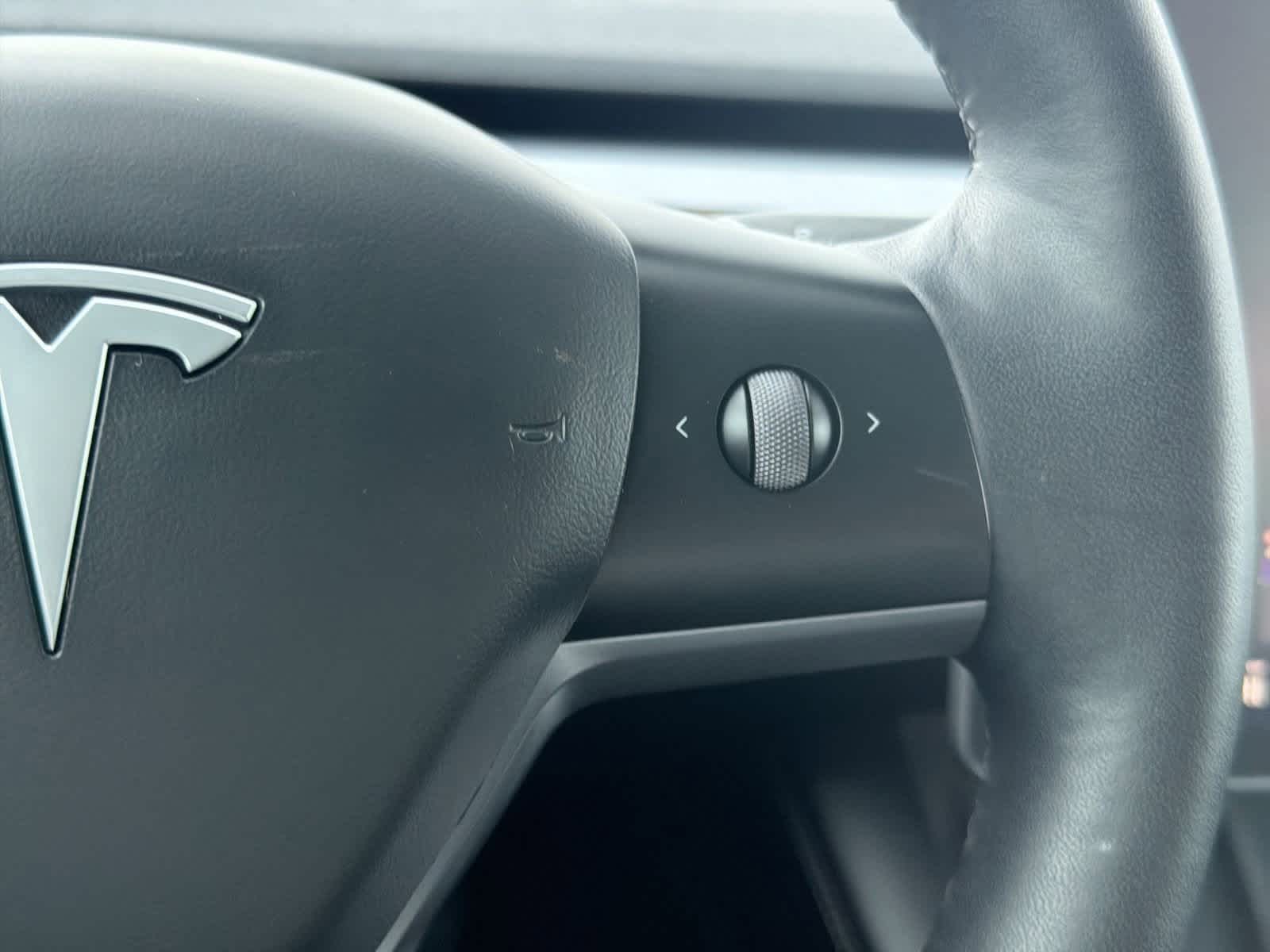 Thumbnail: 2022 Tesla Model Y - 26