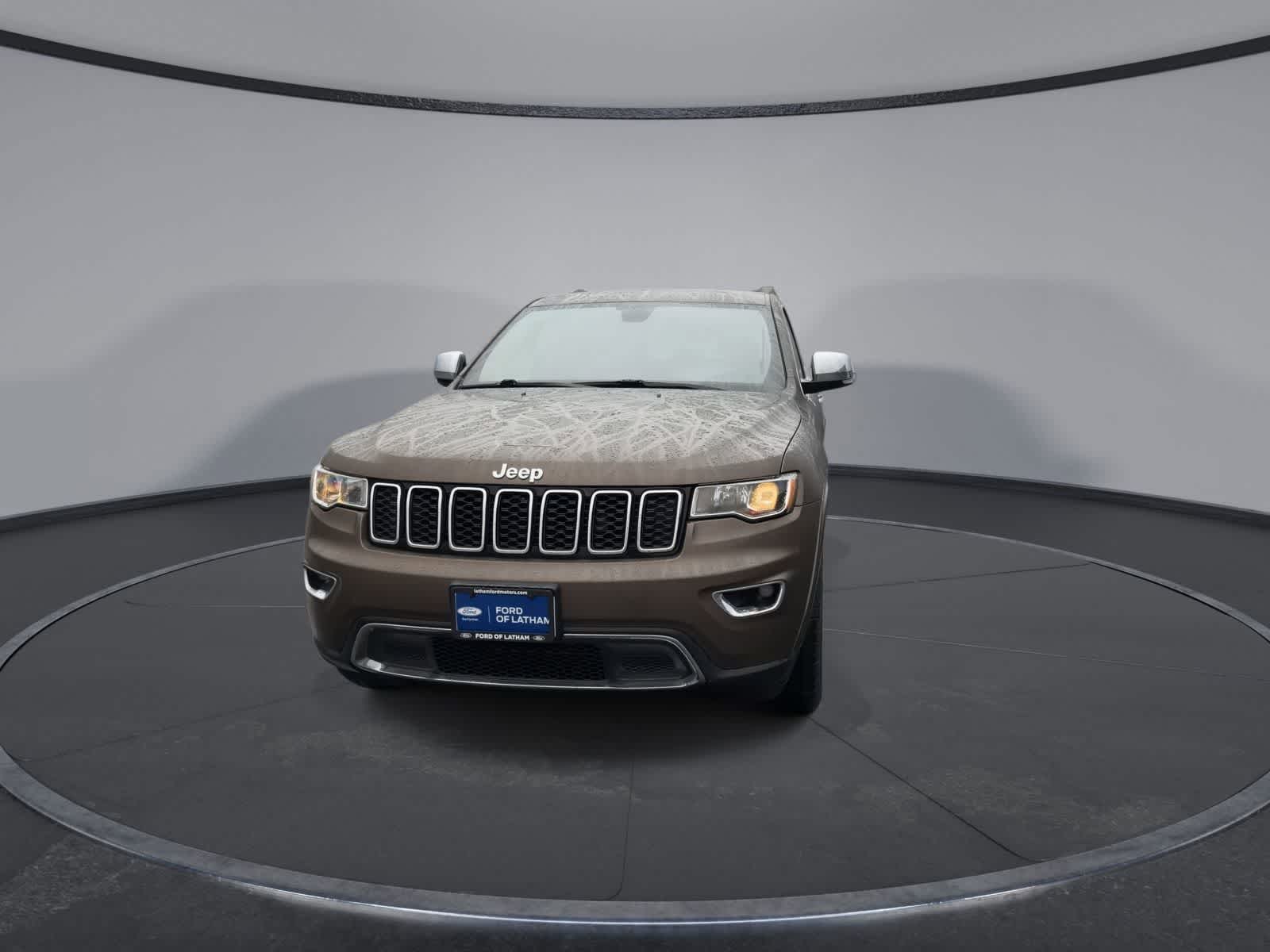 Thumbnail: 2020 Jeep Grand Cherokee - 3