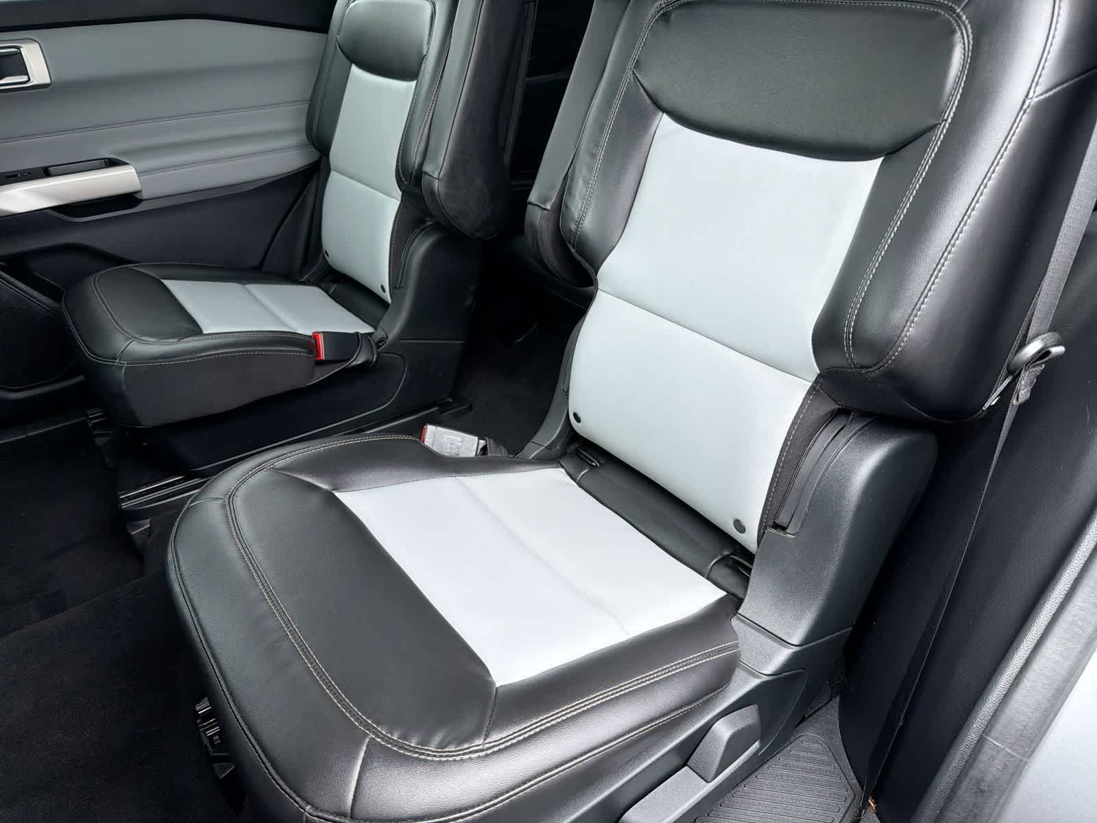 Thumbnail: 2022 Ford Explorer - 20