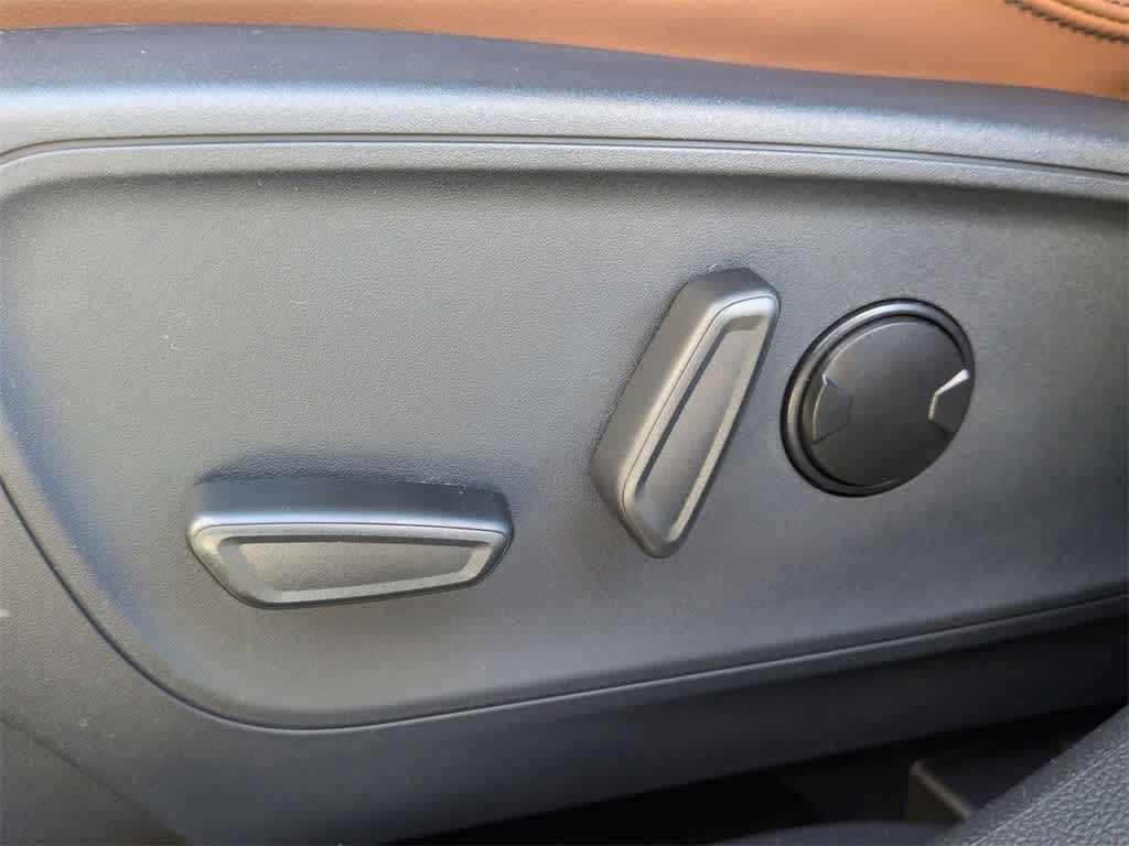 Thumbnail: 2025 Ford Bronco Sport - 18