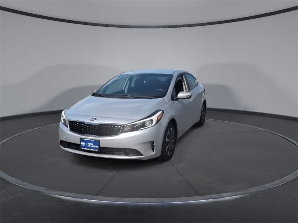 Thumbnail: 2017 Kia Forte - 3