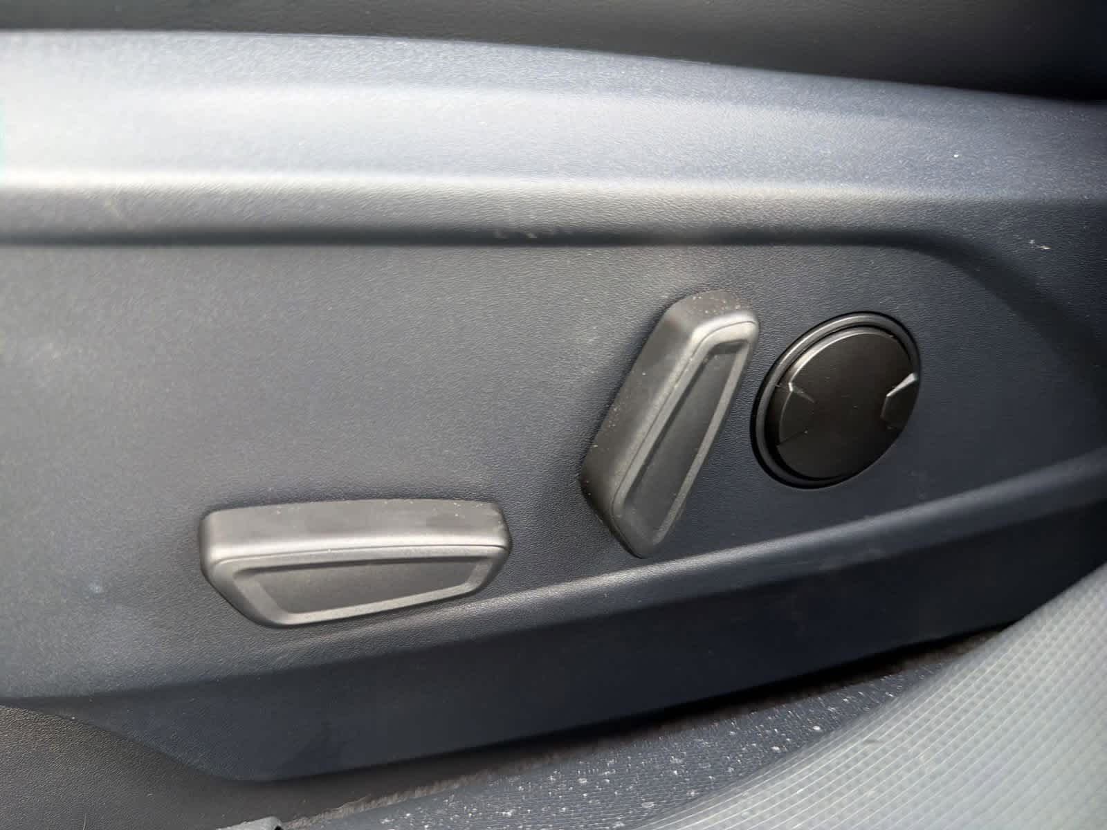 Thumbnail: 2025 Ford Mustang Mach-E - 18