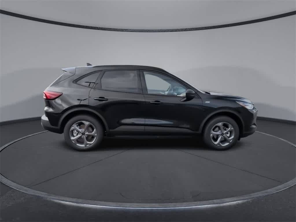 Thumbnail: 2025 Ford Escape - 9