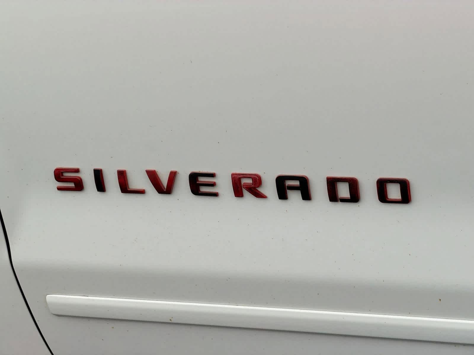 Thumbnail: 2018 Chevrolet Silverado 1500 - 13