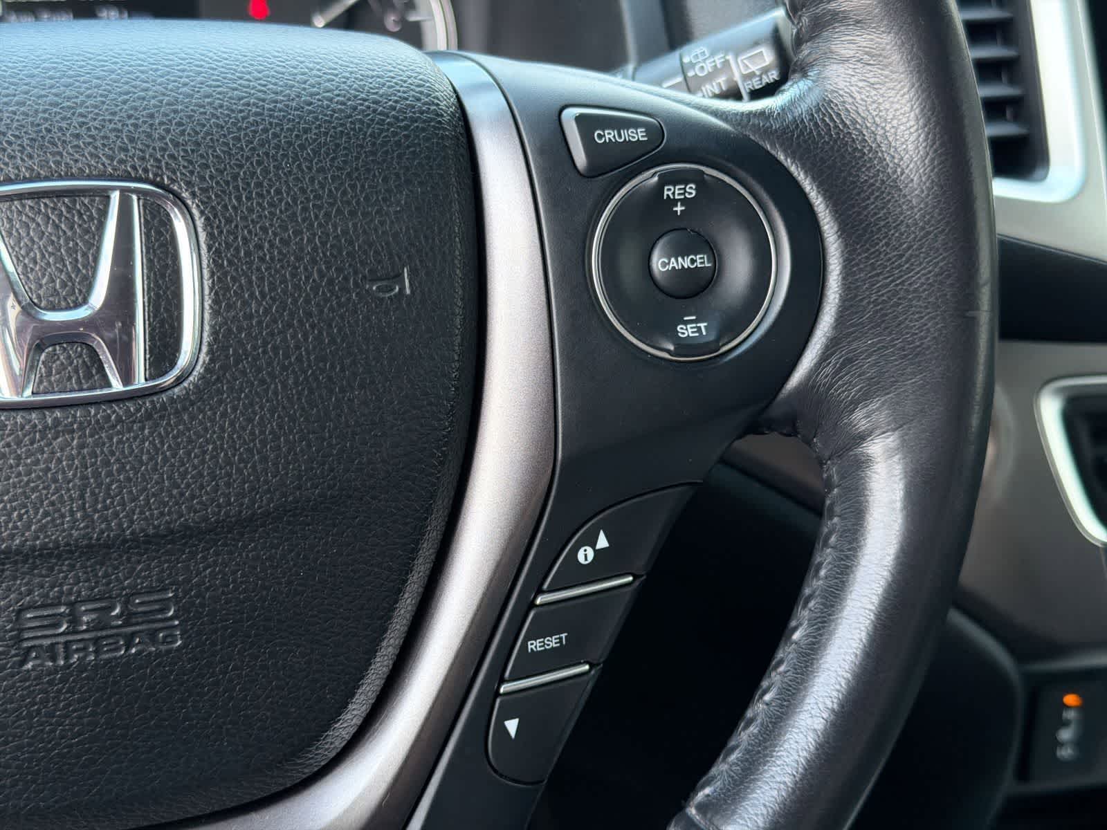 Thumbnail: 2018 Honda Pilot - 26