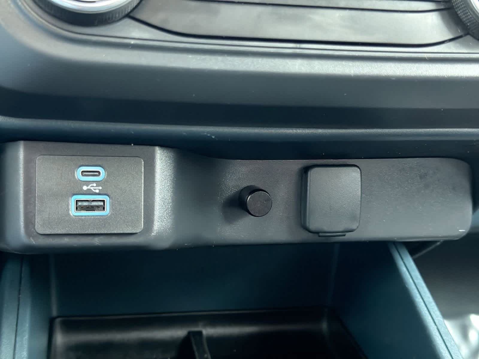 Thumbnail: 2024 Ford Maverick - 31