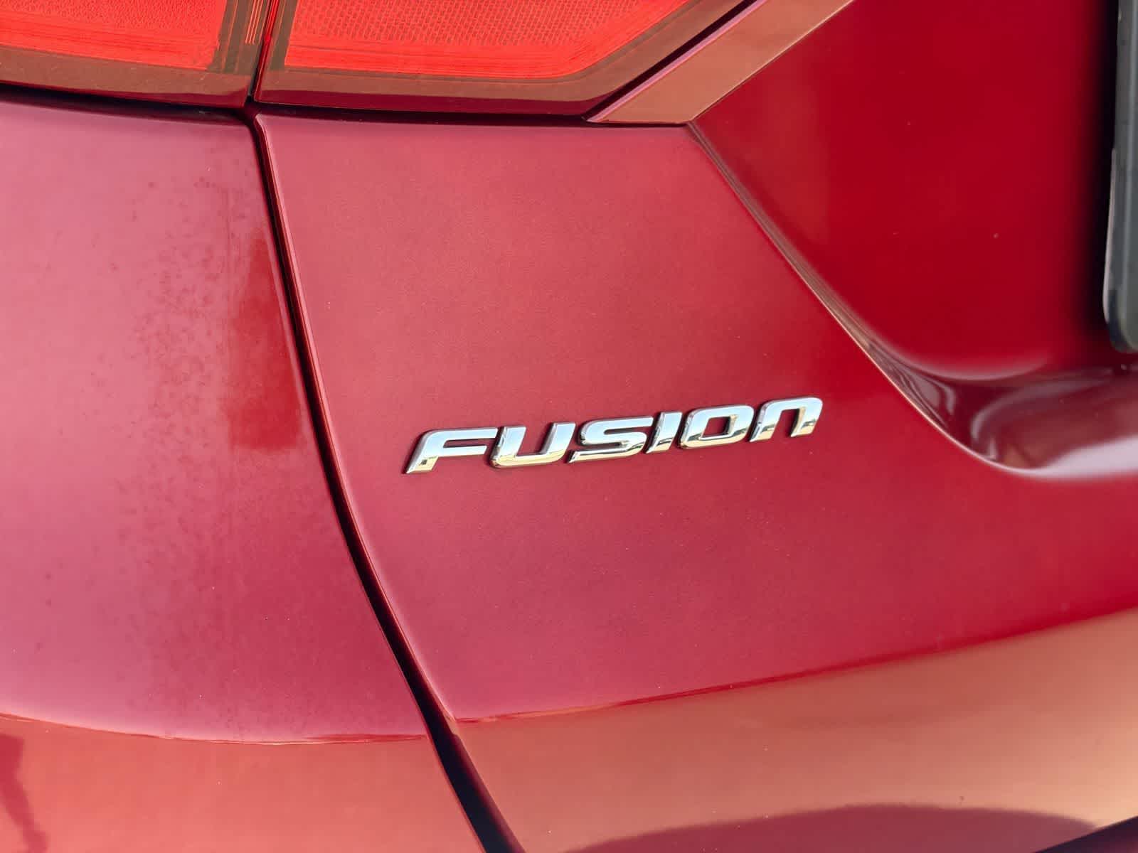 Thumbnail: 2016 Ford Fusion - 12