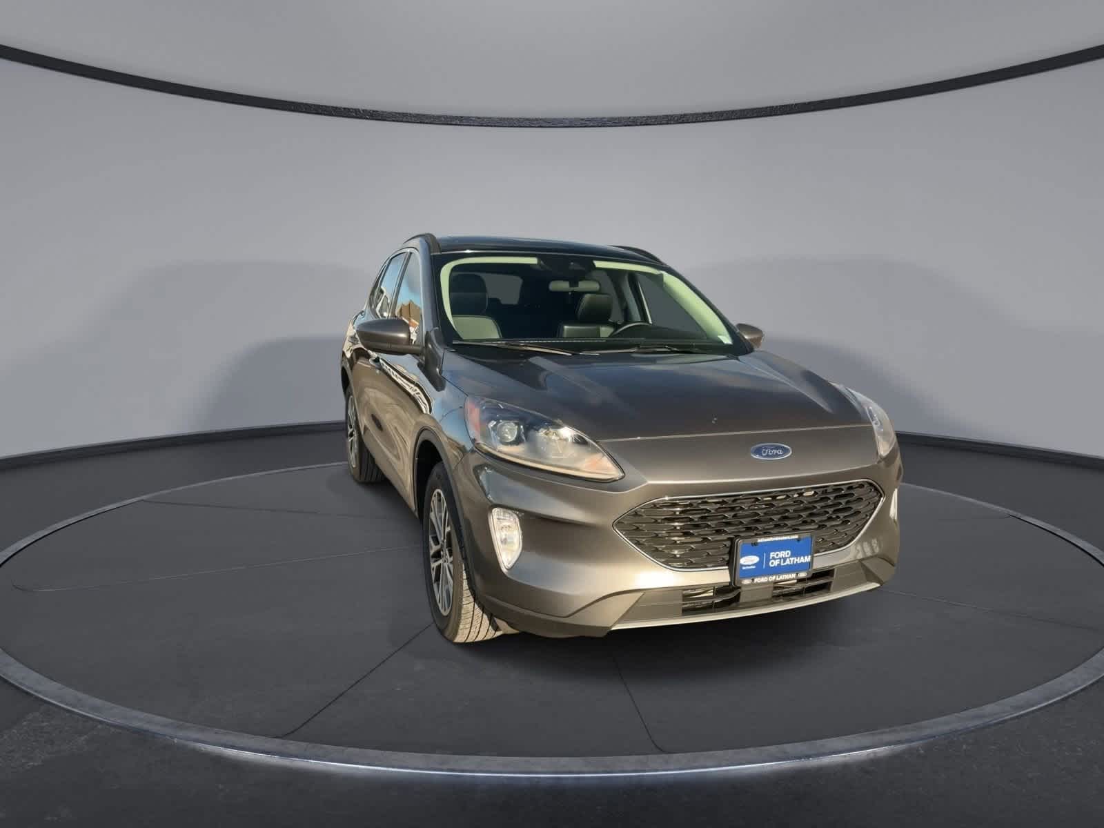 Thumbnail: 2022 Ford Escape - 2